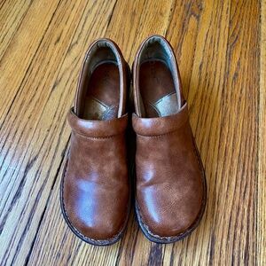 B.O.C. Tan clogs